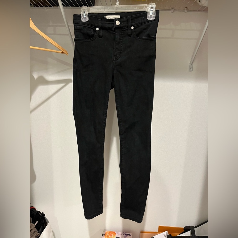 Madewell 9” High Rise Skinny Jena’s in Black